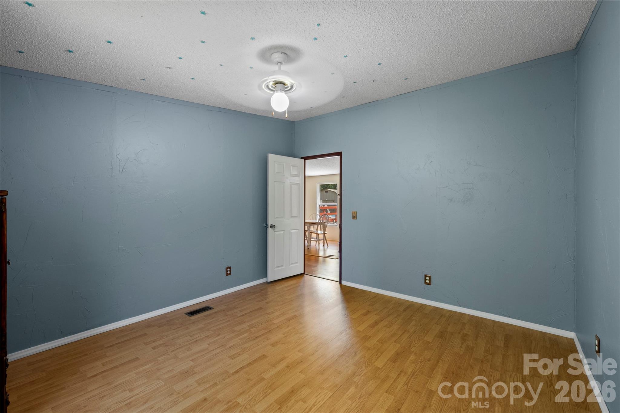 2095 Wildwood Drive Hickory NC 28601
