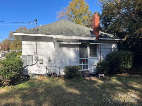 805 W Church Street W Cherryville NC 28021