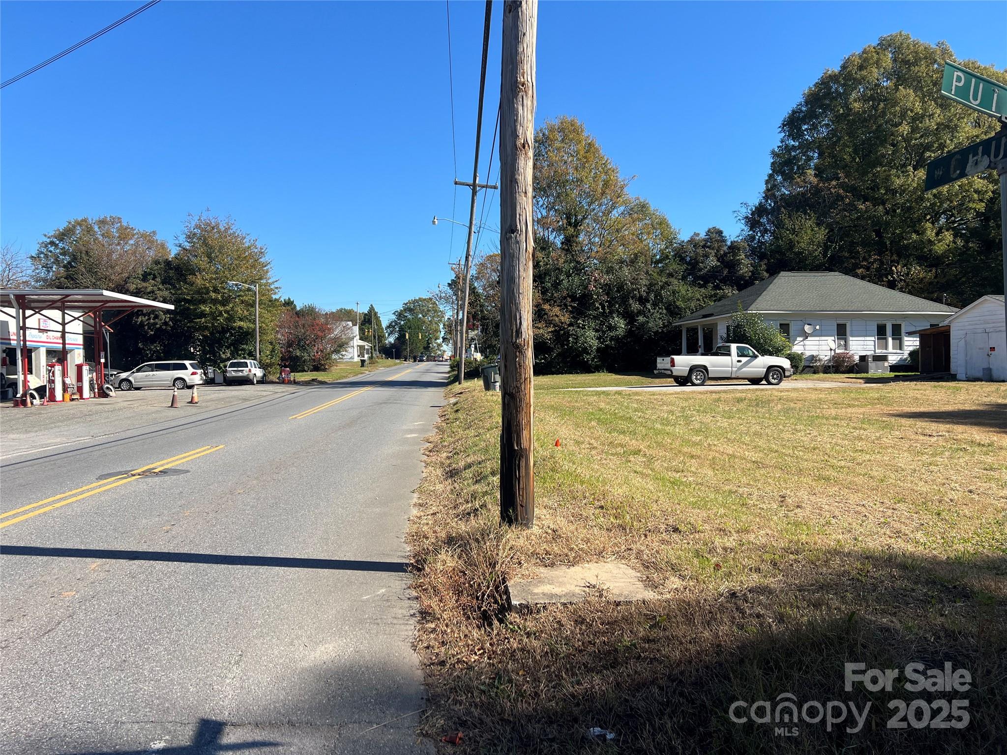 805 W Church Street W Cherryville NC 28021