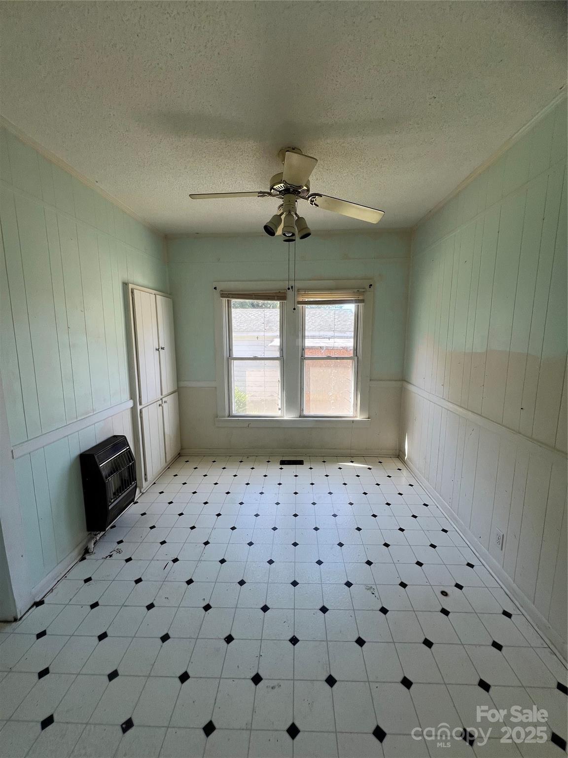 805 W Church Street W Cherryville NC 28021