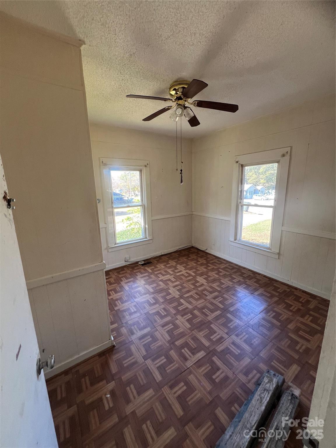 805 W Church Street W Cherryville NC 28021