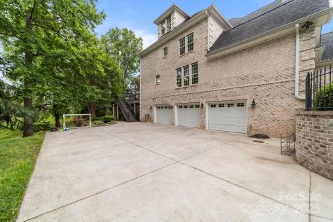 196 Arnold Palmer Drive Advance NC 27006