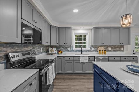 215 Mccoy Cove Black Mountain NC 28711