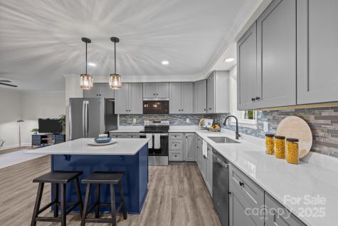 215 Mccoy Cove Black Mountain NC 28711