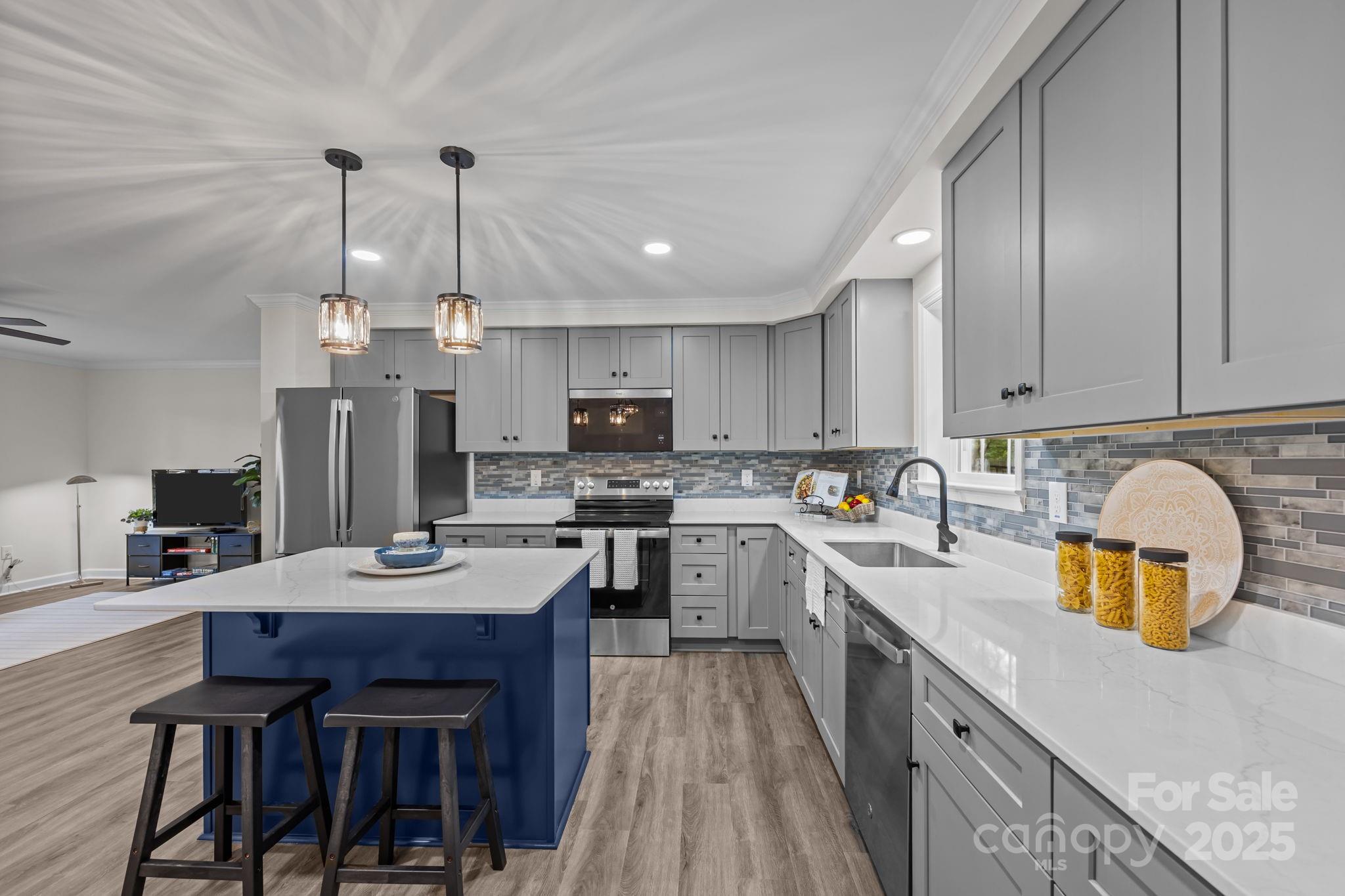 215 Mccoy Cove Black Mountain NC 28711