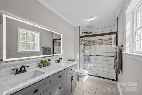 215 Mccoy Cove Black Mountain NC 28711