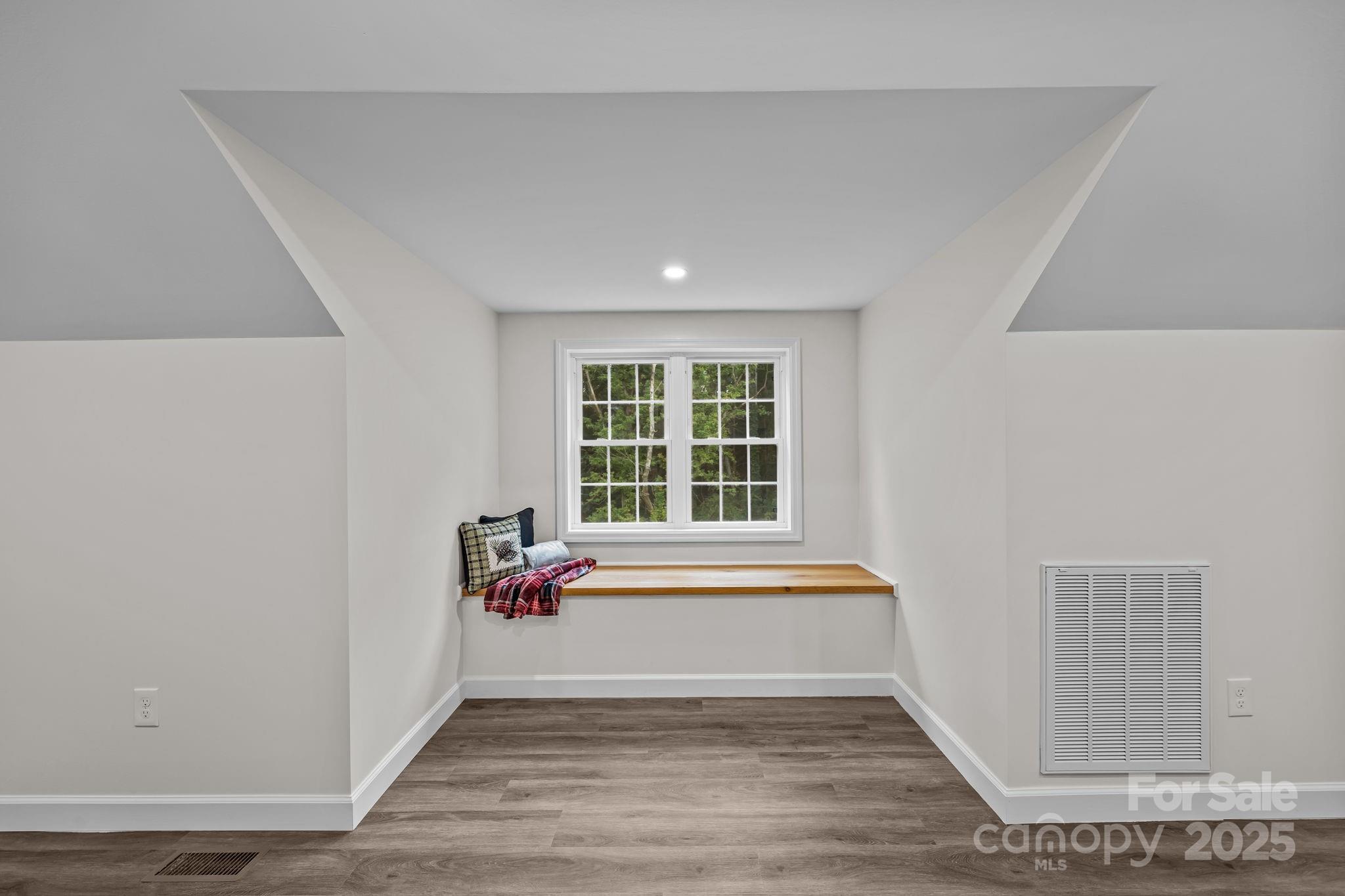 215 Mccoy Cove Black Mountain NC 28711