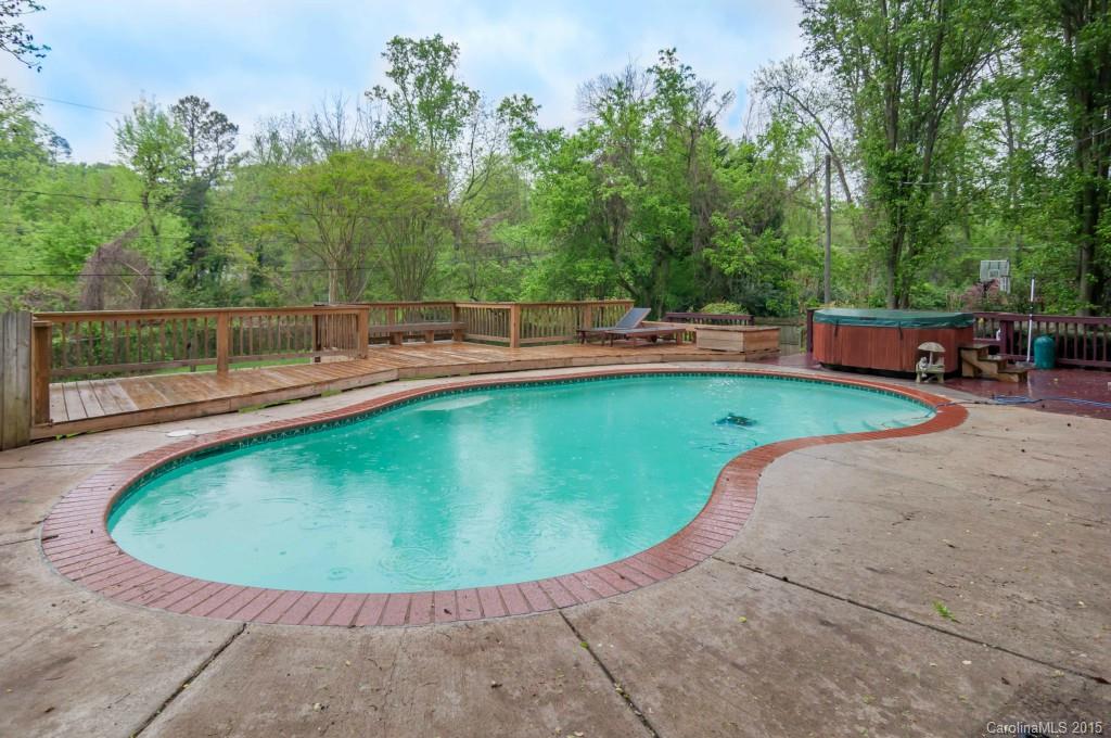 2309 Inverness Road Charlotte NC 28209