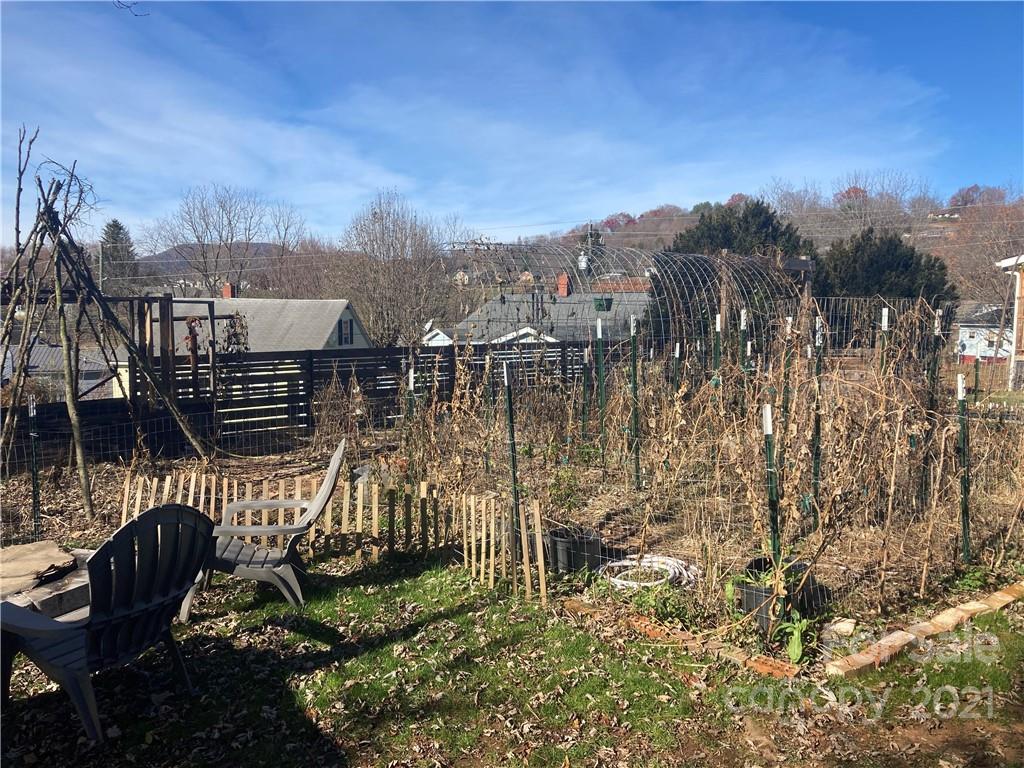 4 Sheppard Street Canton NC 28716