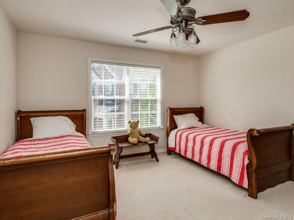 7923 Oratorio Place Charlotte NC 28270