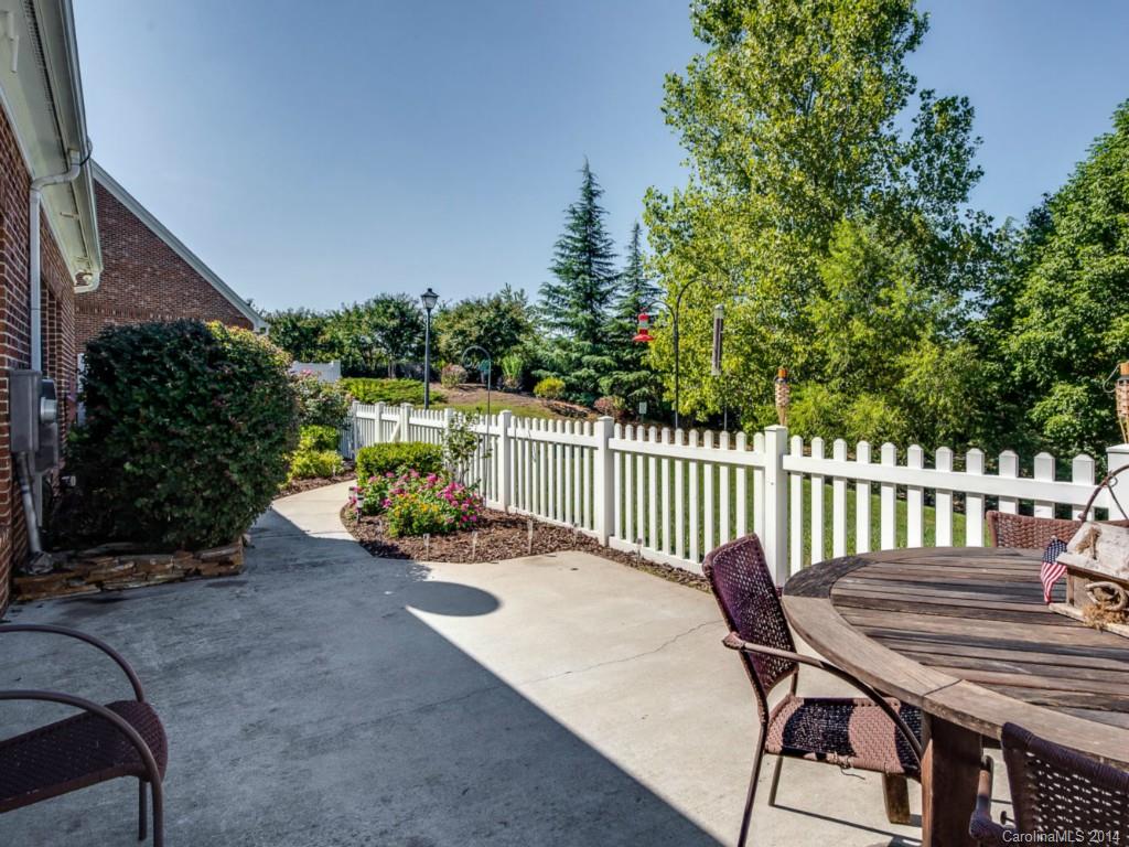 7923 Oratorio Place Charlotte NC 28270