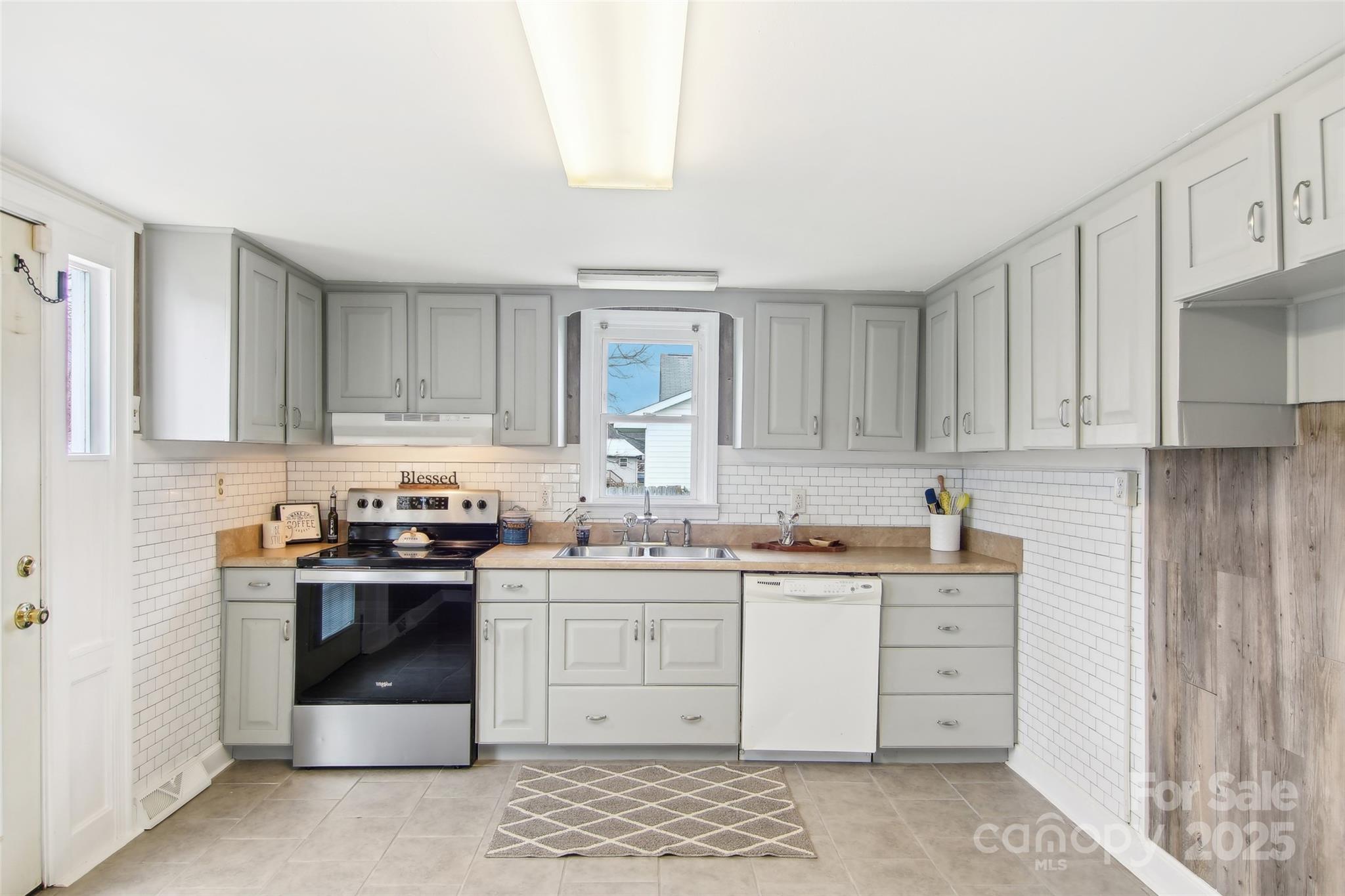650 Camelot Drive Waynesville NC 28786