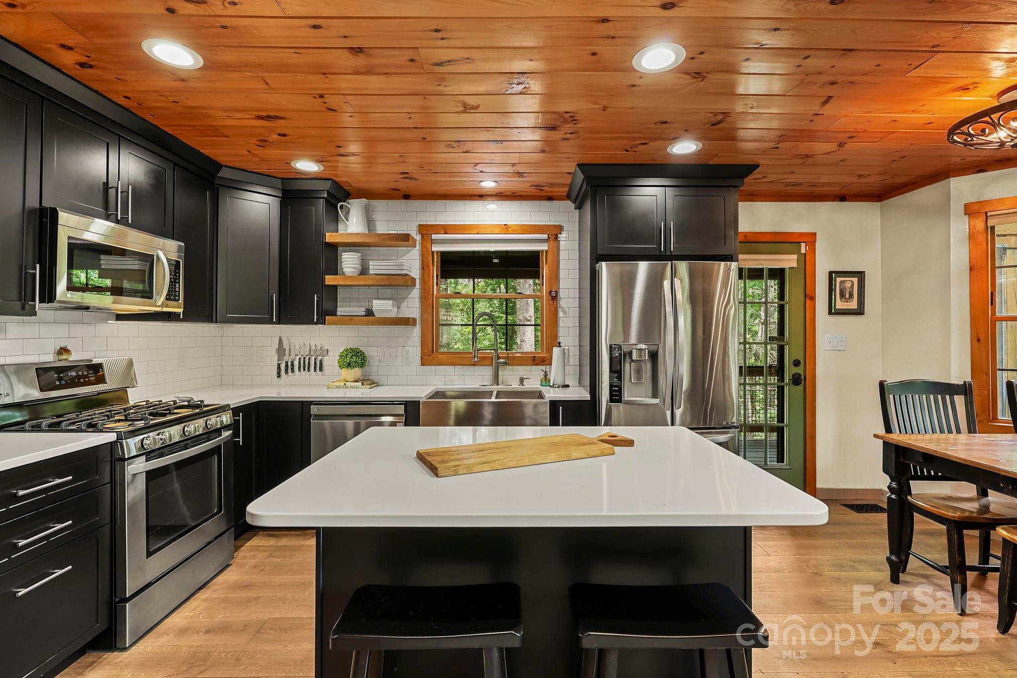 228 Woodby Ridge Road Vilas NC 28692