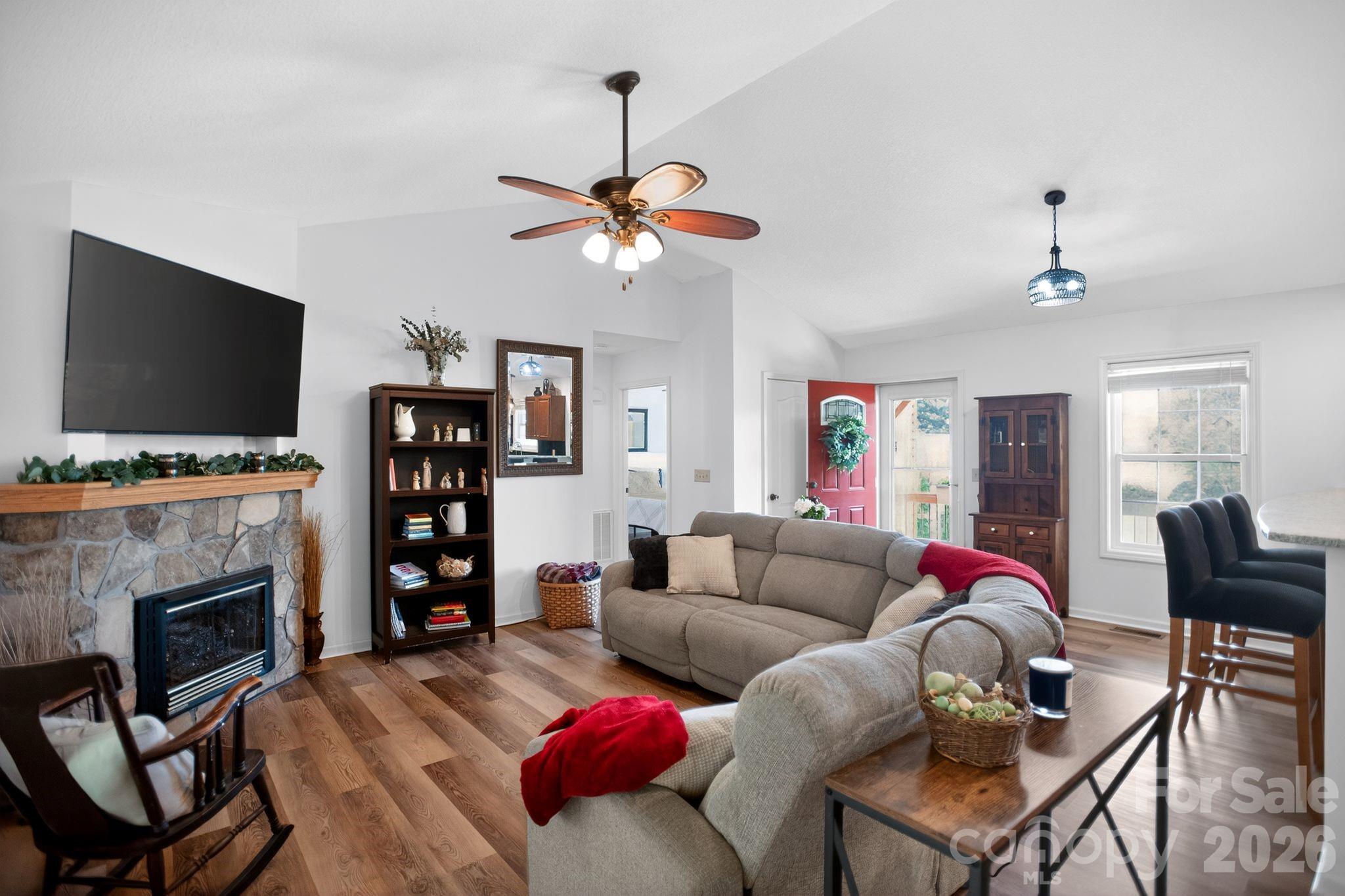 75 N Sunset Ridge Drive Etowah NC 28729