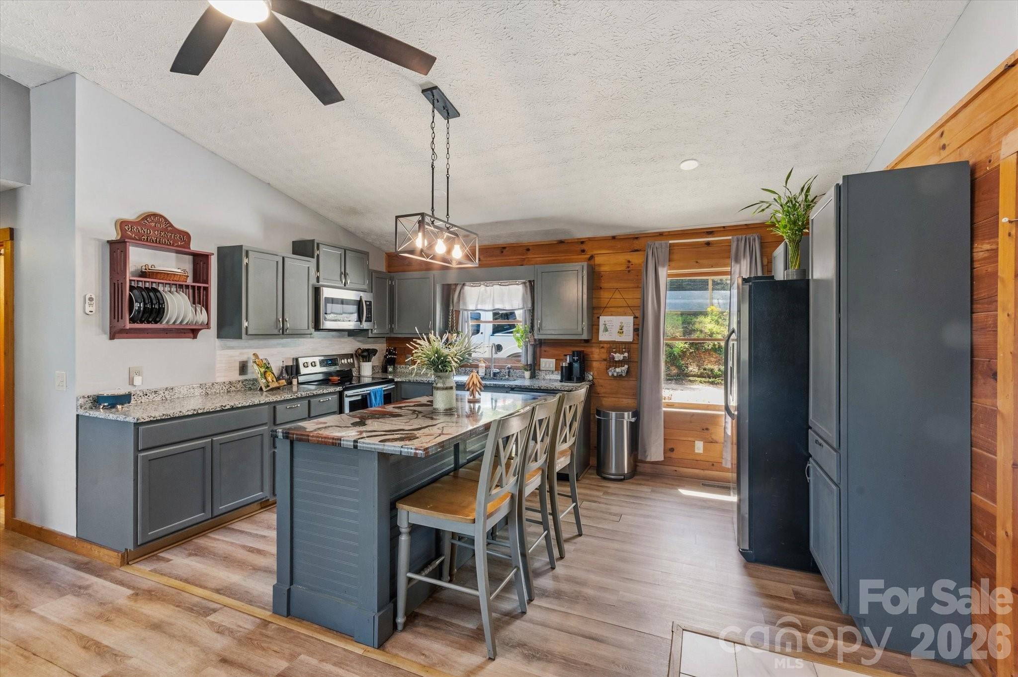 187 Cedarwood Drive Waynesville NC 28785