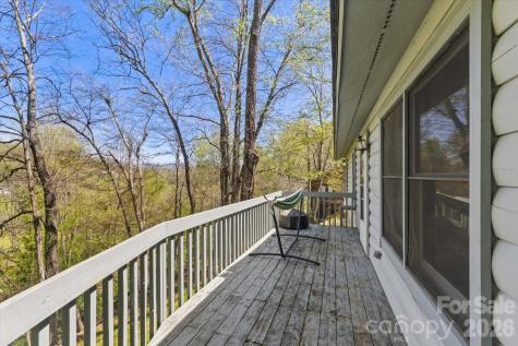 187 Cedarwood Drive Waynesville NC 28785