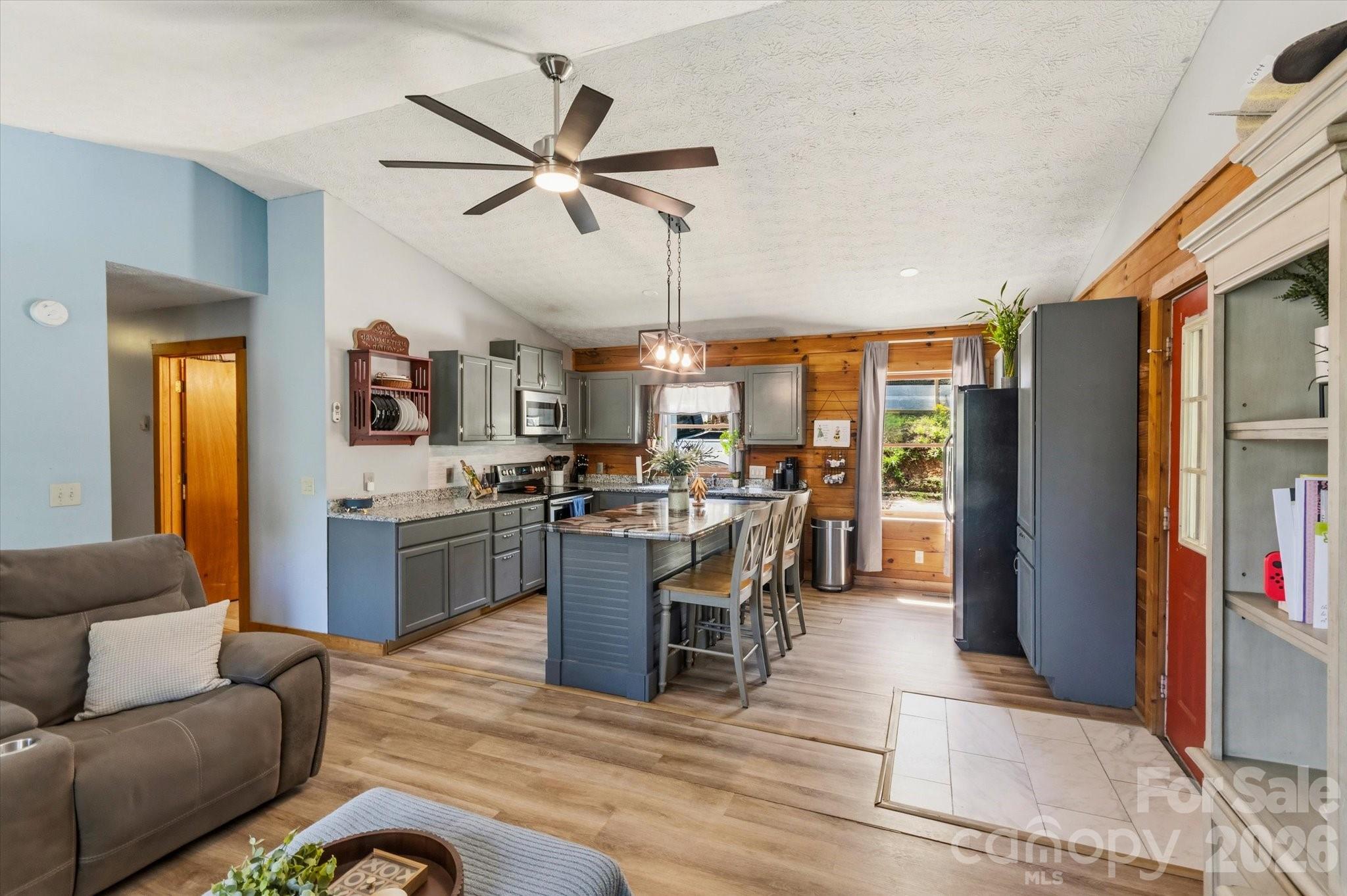 187 Cedarwood Drive Waynesville NC 28785