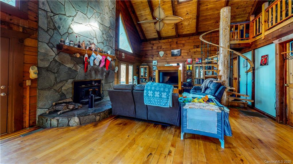 311 Old Glenwood Road Marion NC 28752