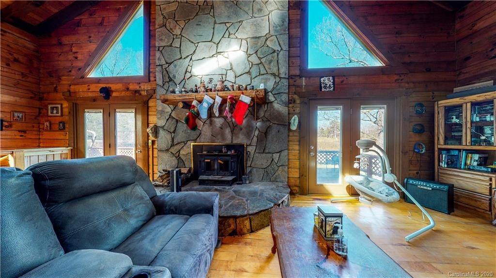 311 Old Glenwood Road Marion NC 28752
