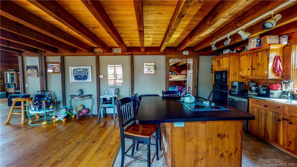 311 Old Glenwood Road Marion NC 28752