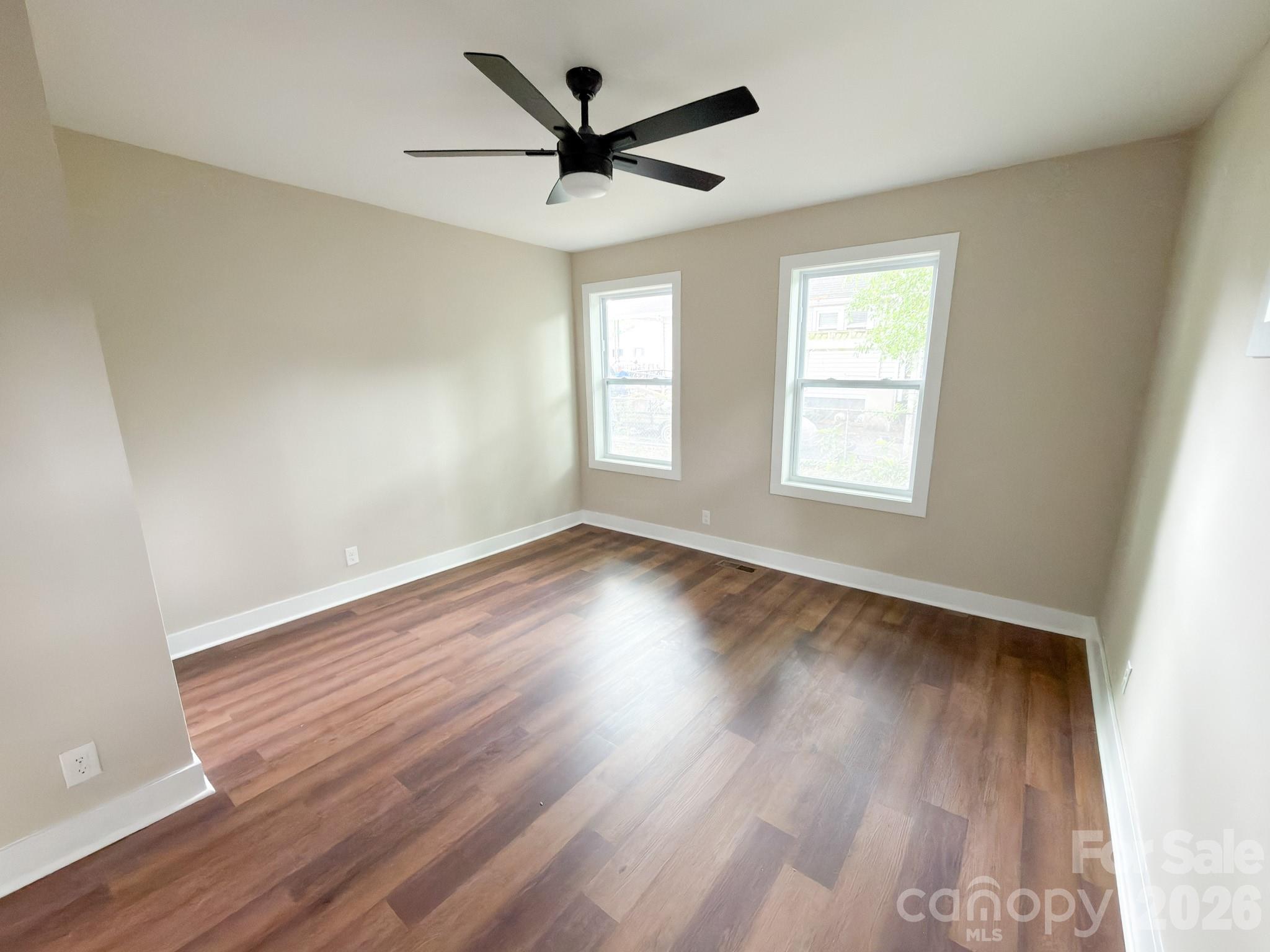1904 Hemlock Avenue Gastonia NC 28054