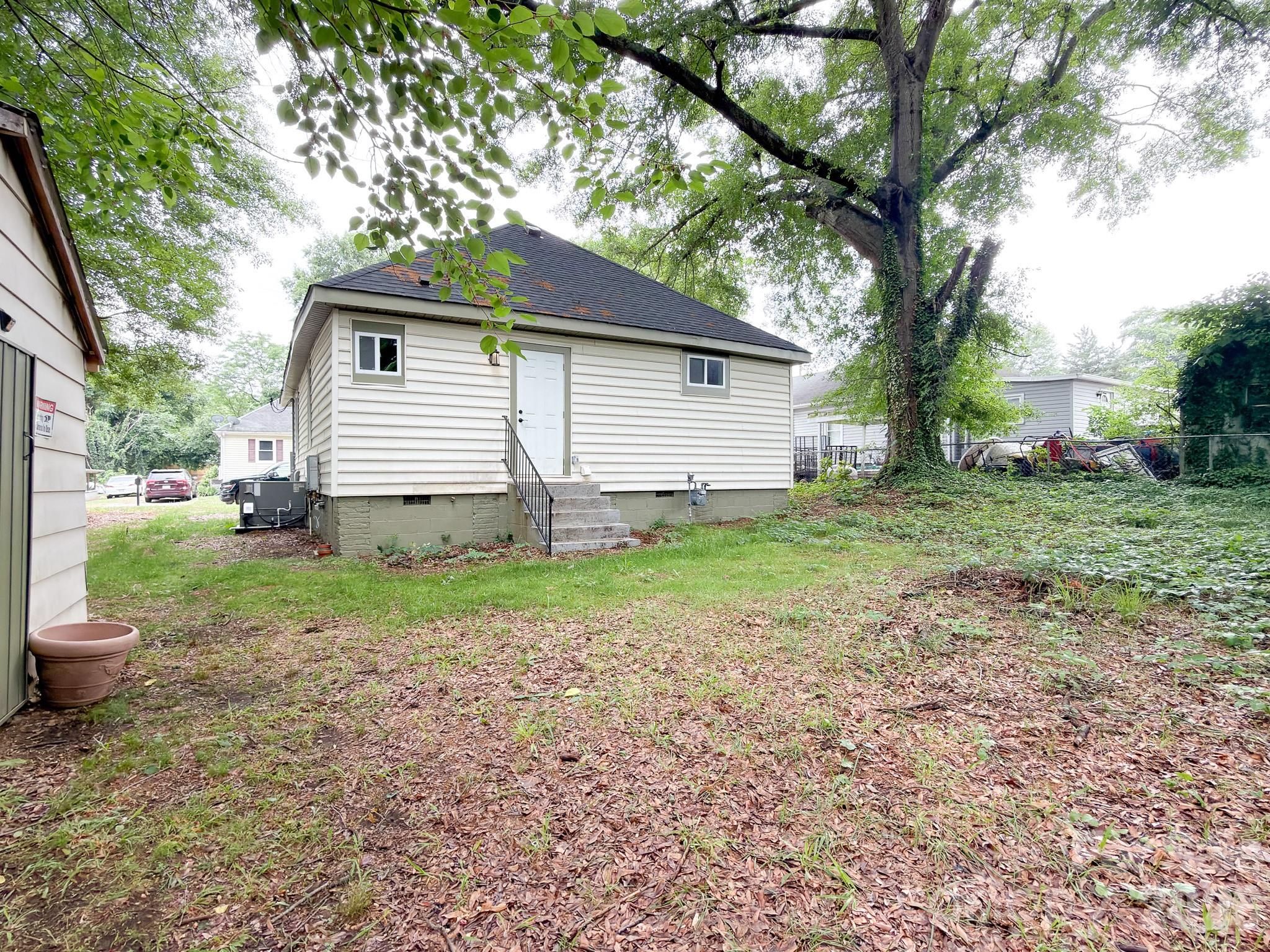 1904 Hemlock Avenue Gastonia NC 28054