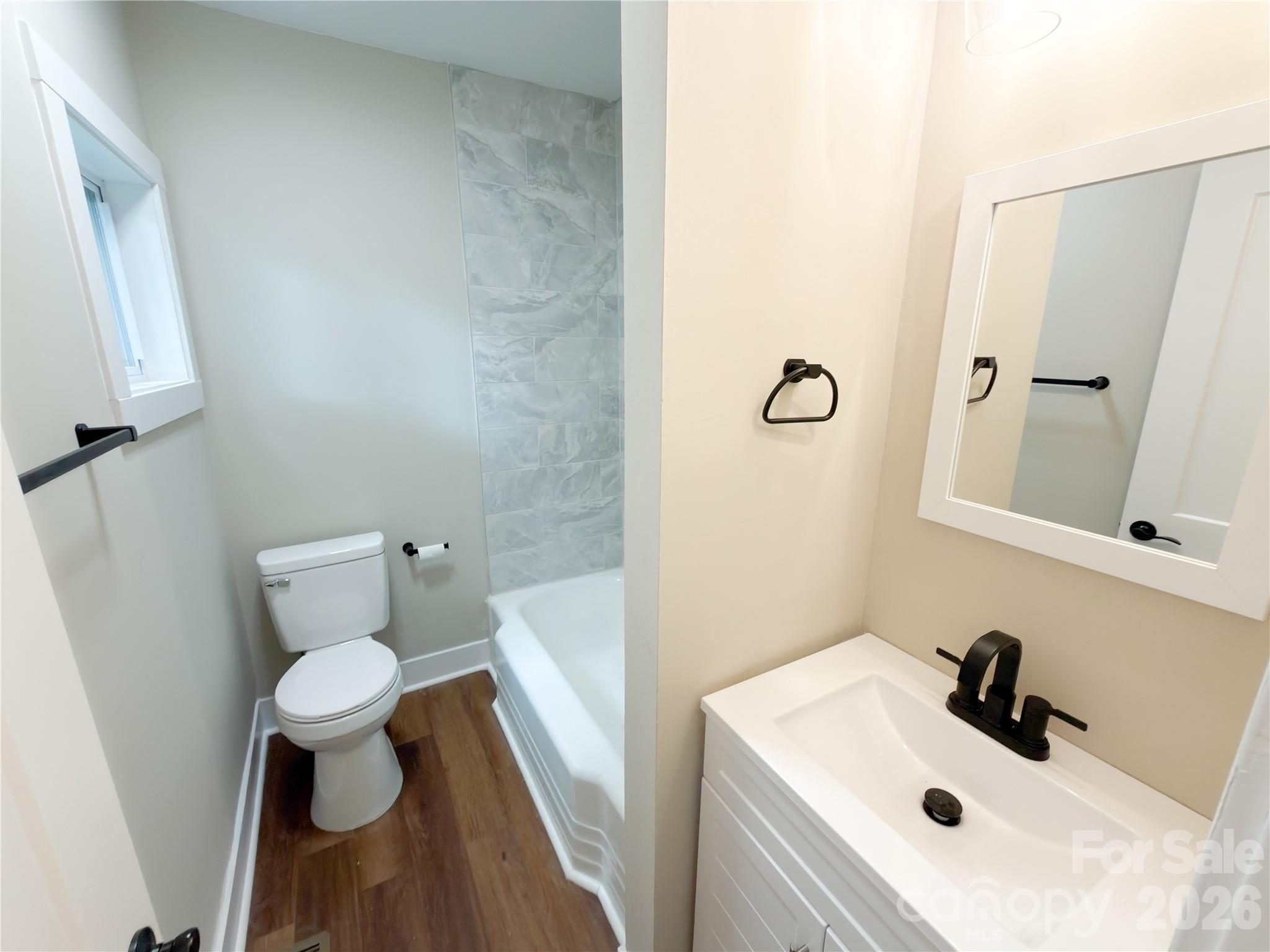 1904 Hemlock Avenue Gastonia NC 28054