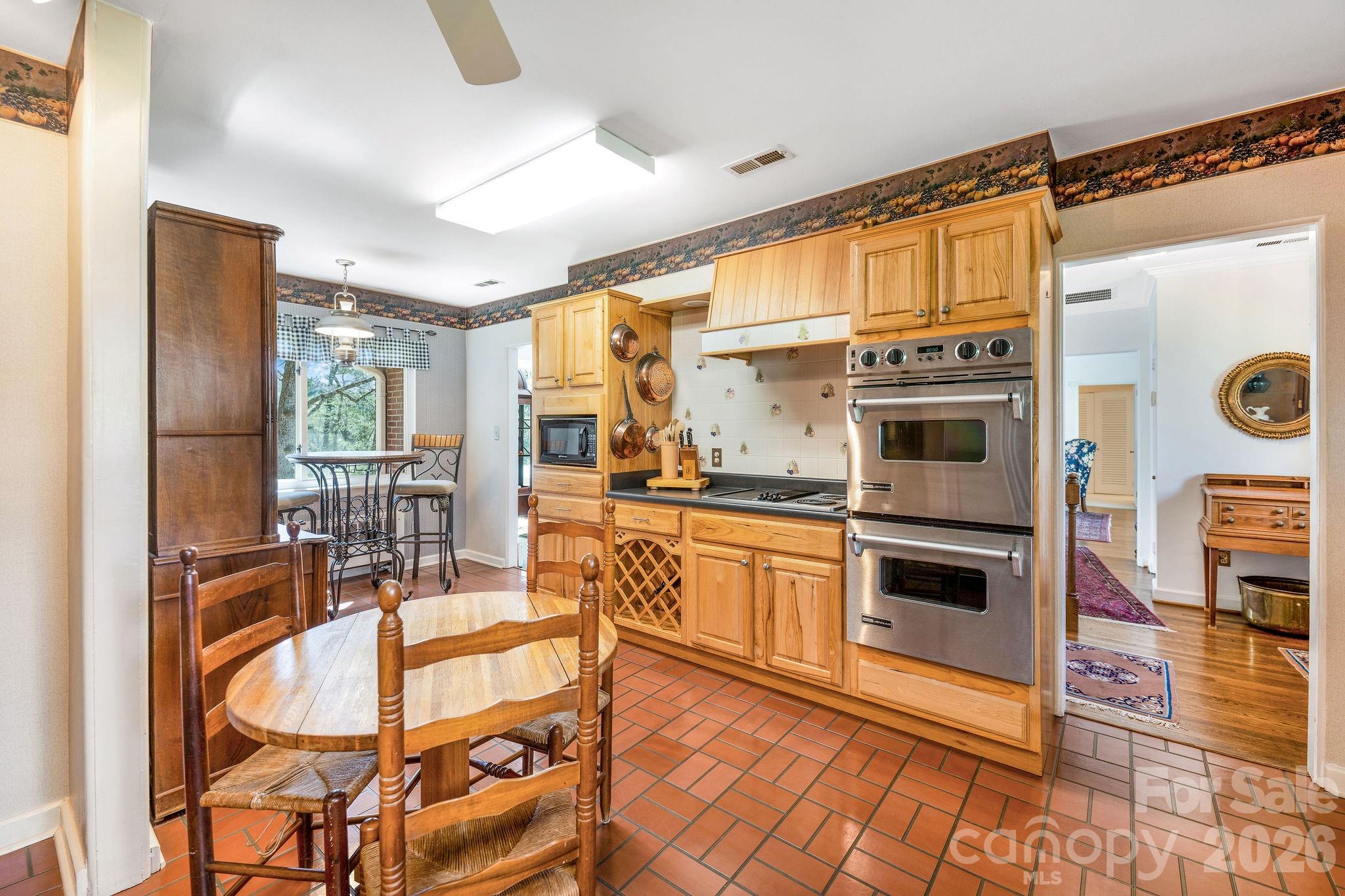 4 Dogwood Road Asheville NC 28804