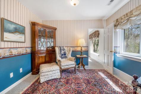 4 Dogwood Road Asheville NC 28804