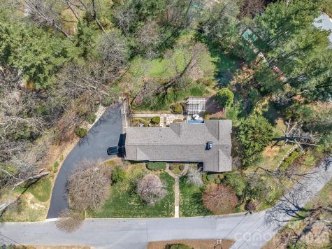 4 Dogwood Road Asheville NC 28804