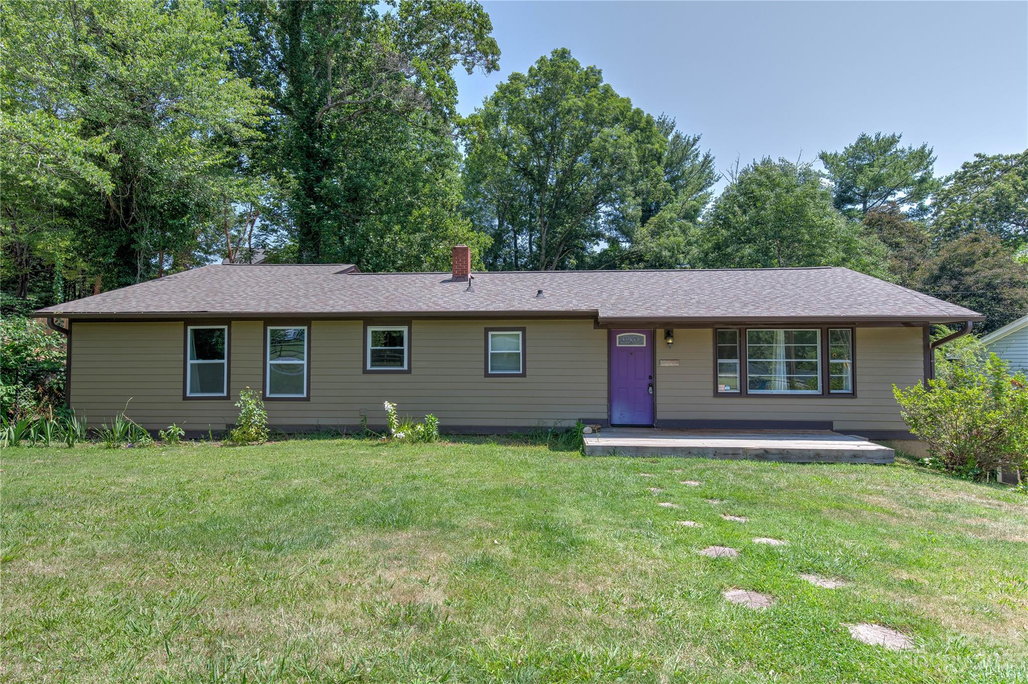 220 Varden Place Swannanoa NC 28778