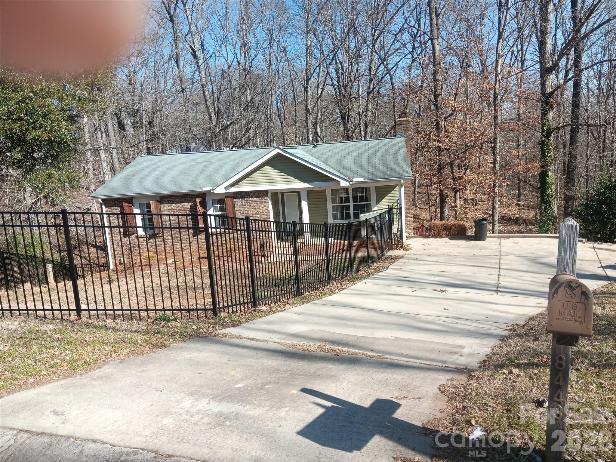 8443 Shiredale Lane Charlotte NC 28212