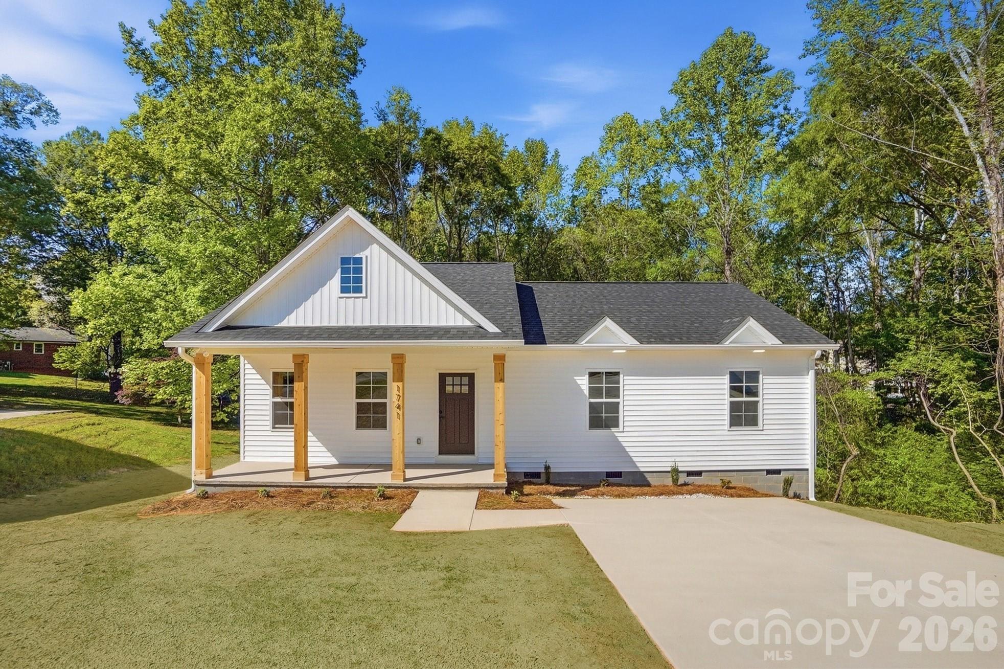1741 Moss Court Gastonia NC 28054