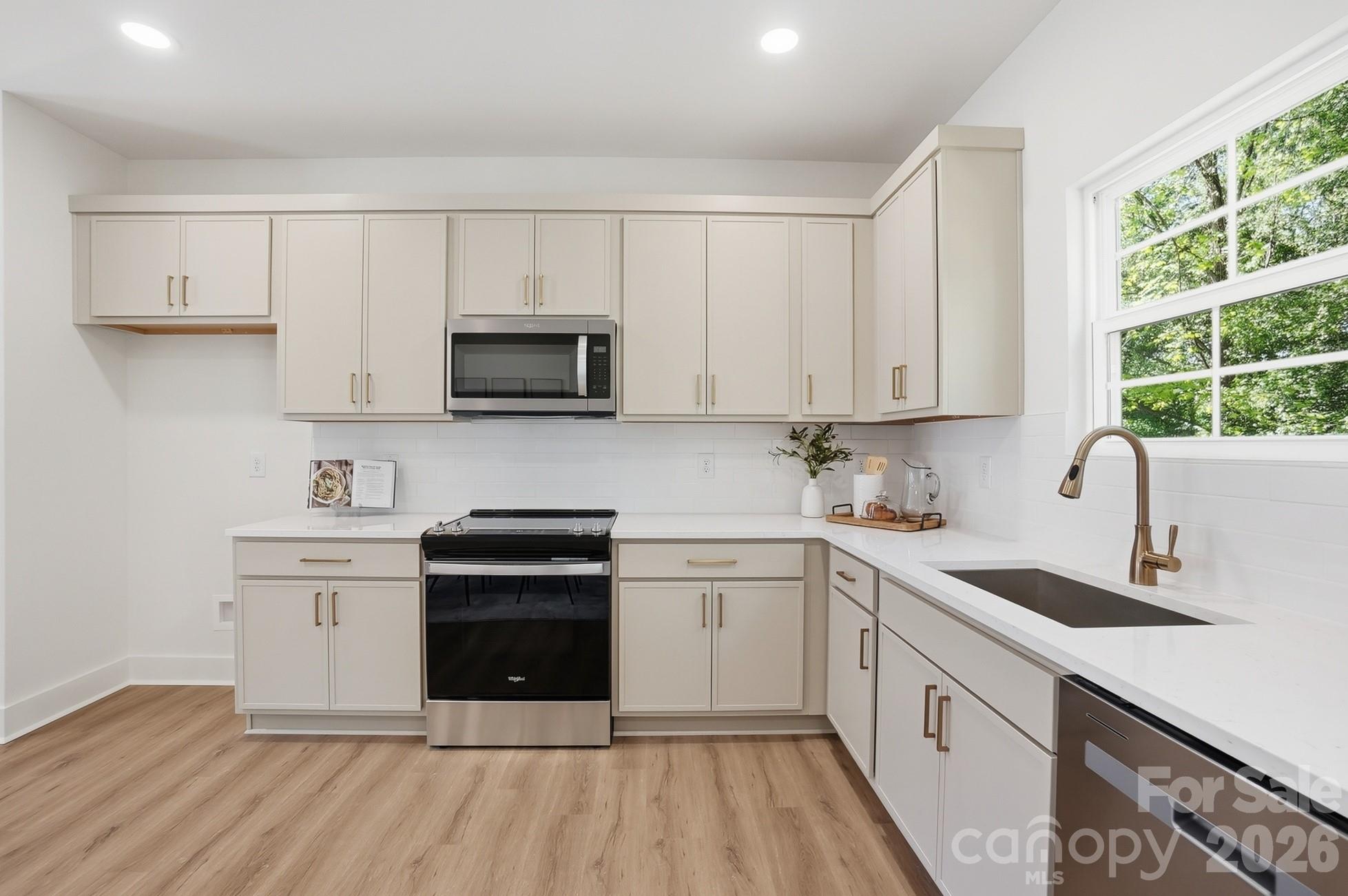 1741 Moss Court Gastonia NC 28054