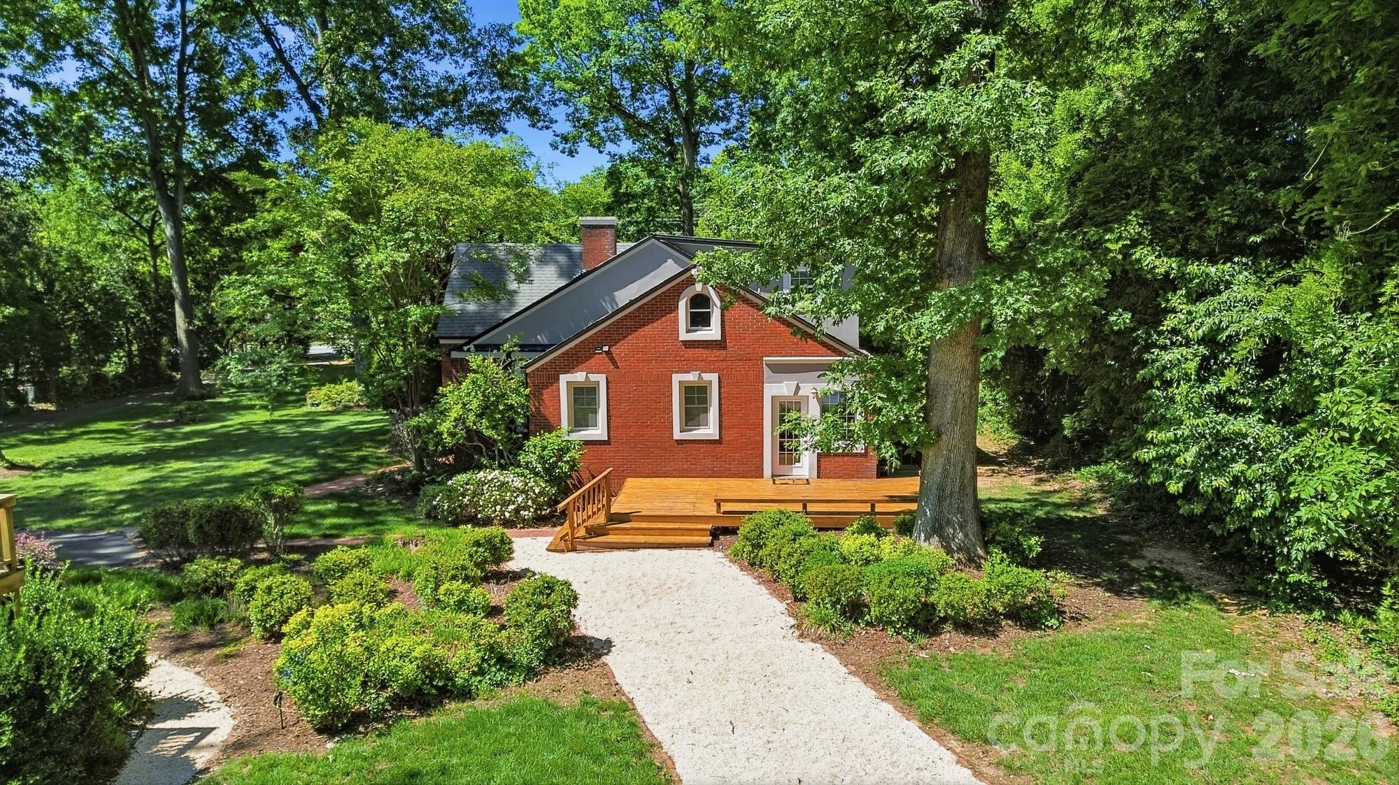 1624 S New Hope Road Gastonia NC 28054