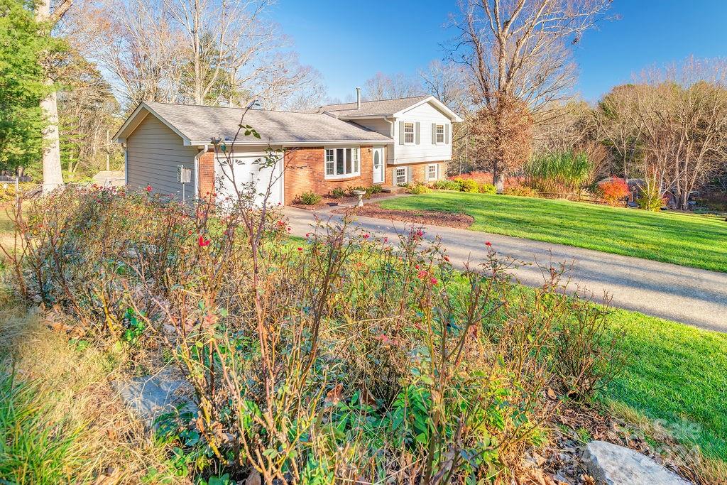 23 Auburndale Drive Asheville NC 28806