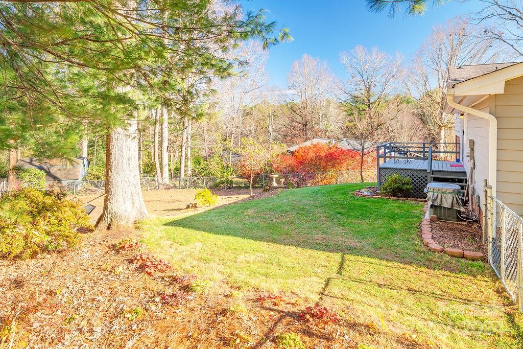 23 Auburndale Drive Asheville NC 28806