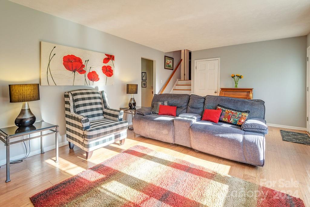23 Auburndale Drive Asheville NC 28806