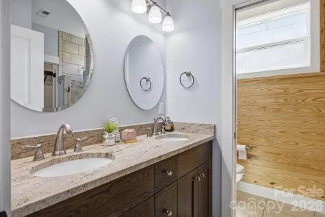 82 Blacksmith Run Drive Hendersonville NC 28792