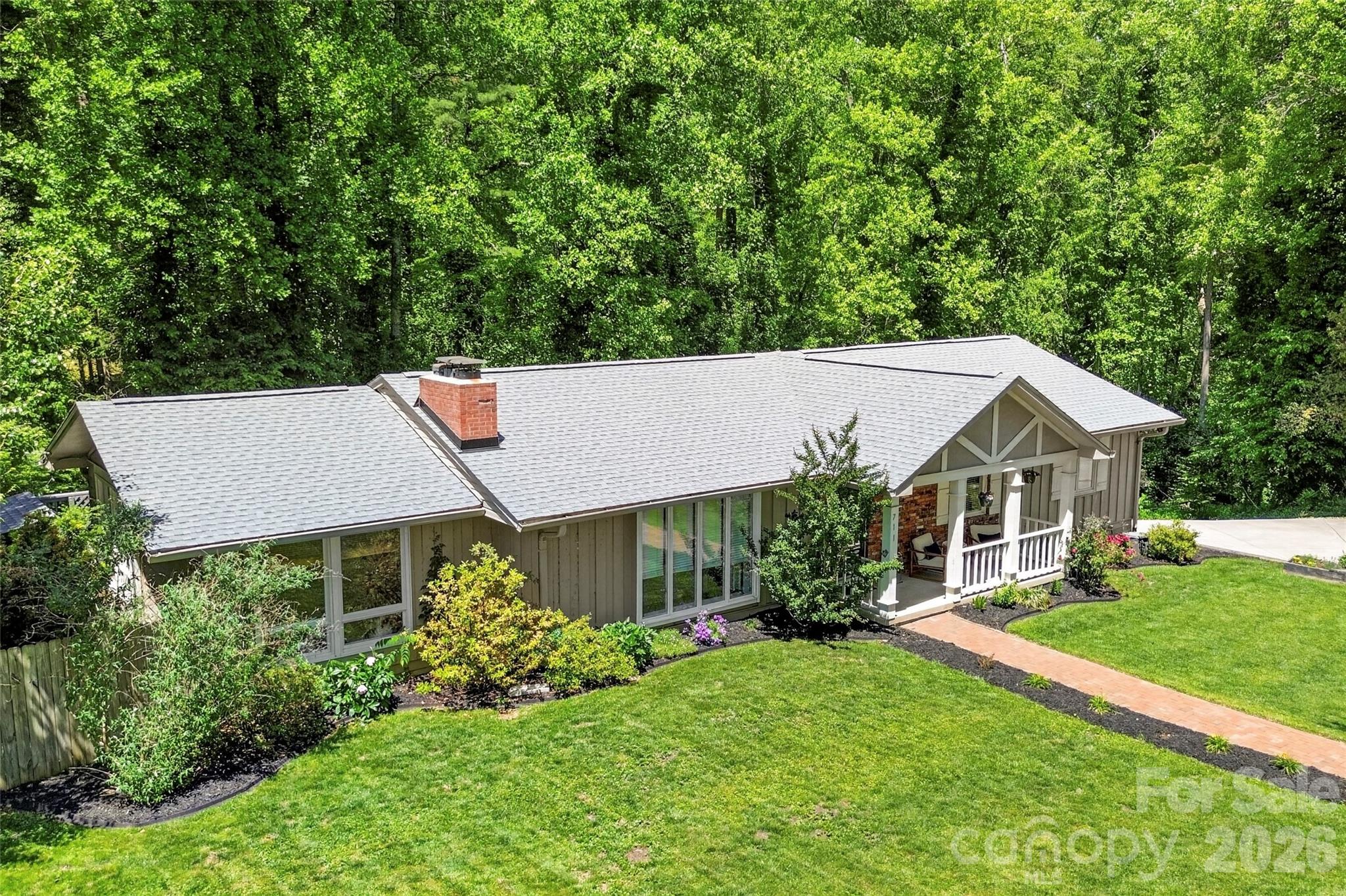 711 Oak Terrace Lane Hendersonville NC 28791