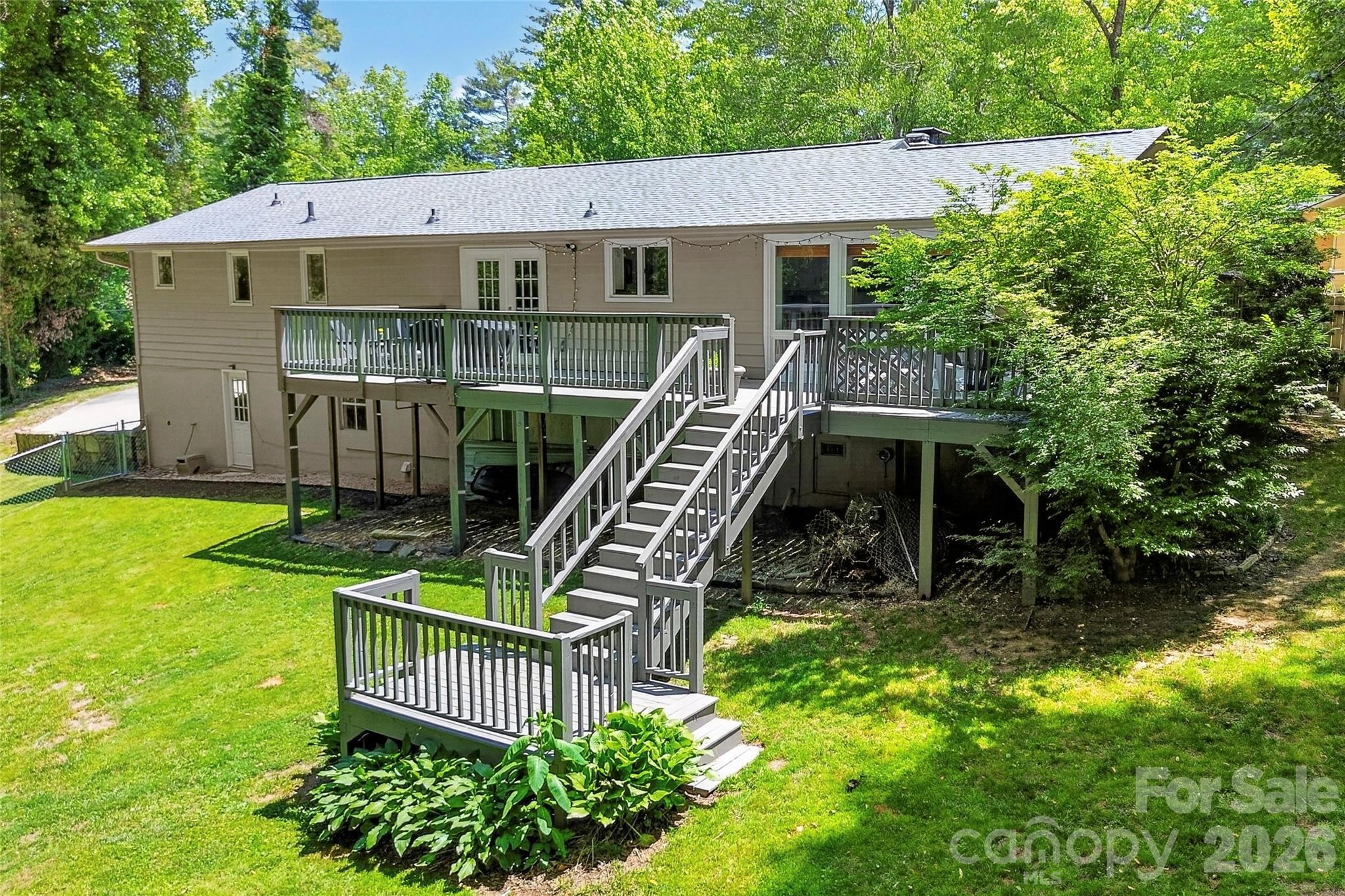 711 Oak Terrace Lane Hendersonville NC 28791