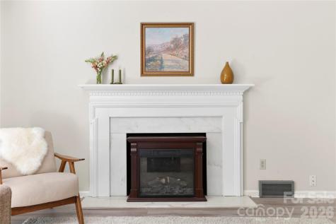711 Oak Terrace Lane Hendersonville NC 28791