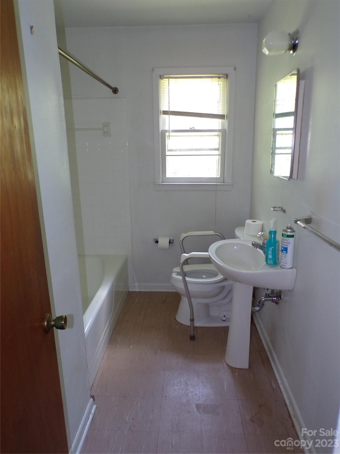 41 Hornot Circle Asheville NC 28806