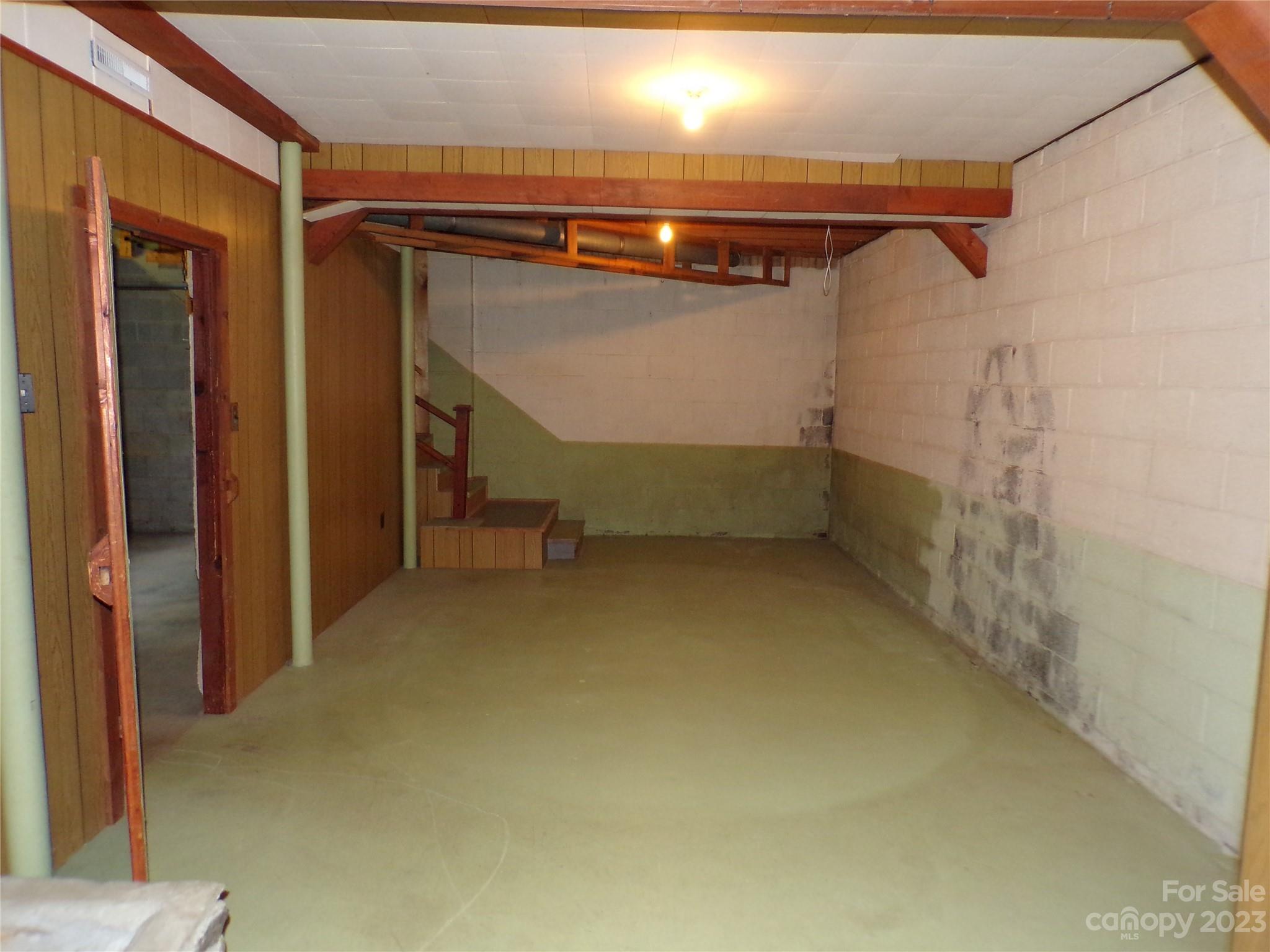 41 Hornot Circle Asheville NC 28806