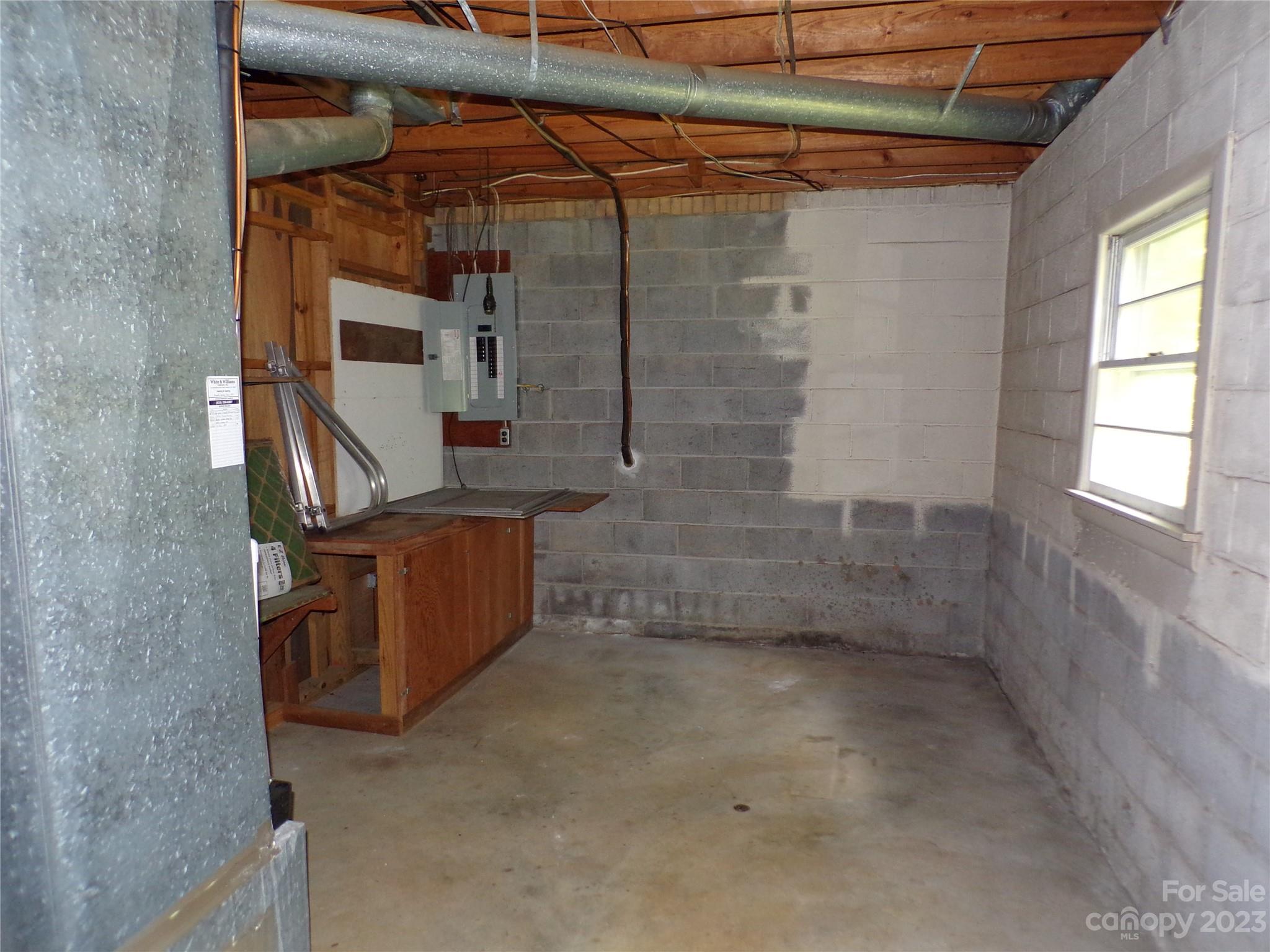 41 Hornot Circle Asheville NC 28806