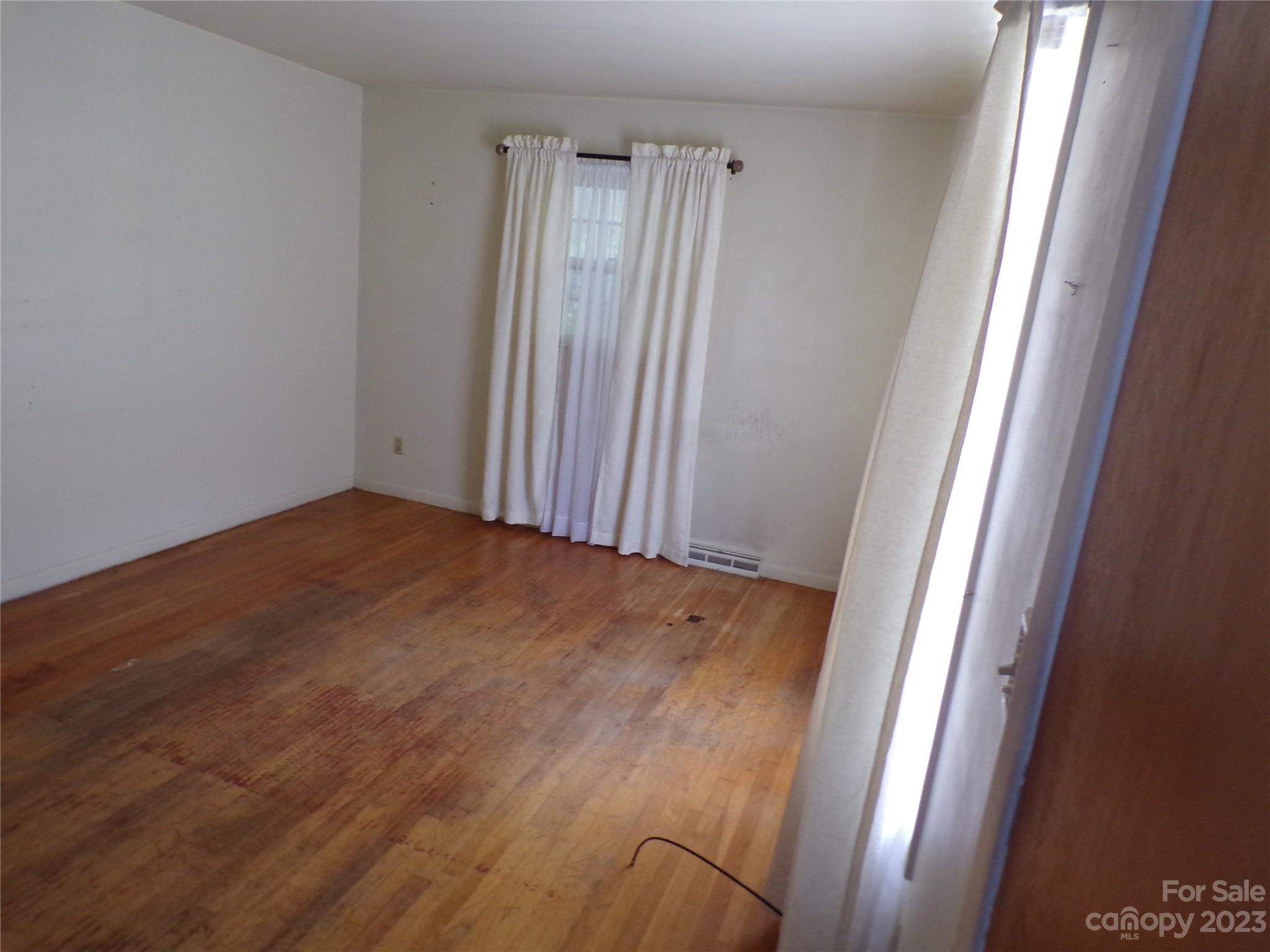 41 Hornot Circle Asheville NC 28806