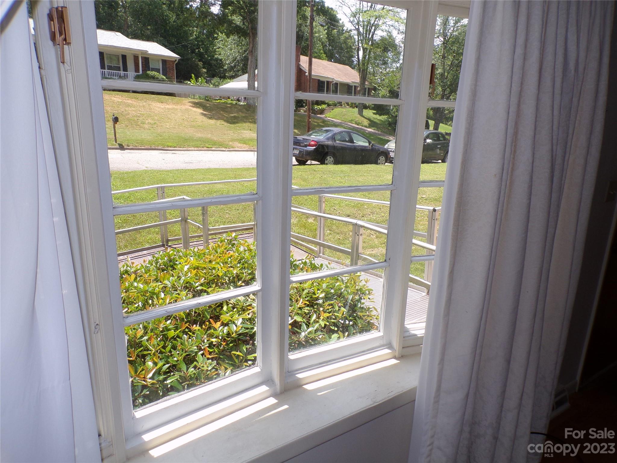 41 Hornot Circle Asheville NC 28806
