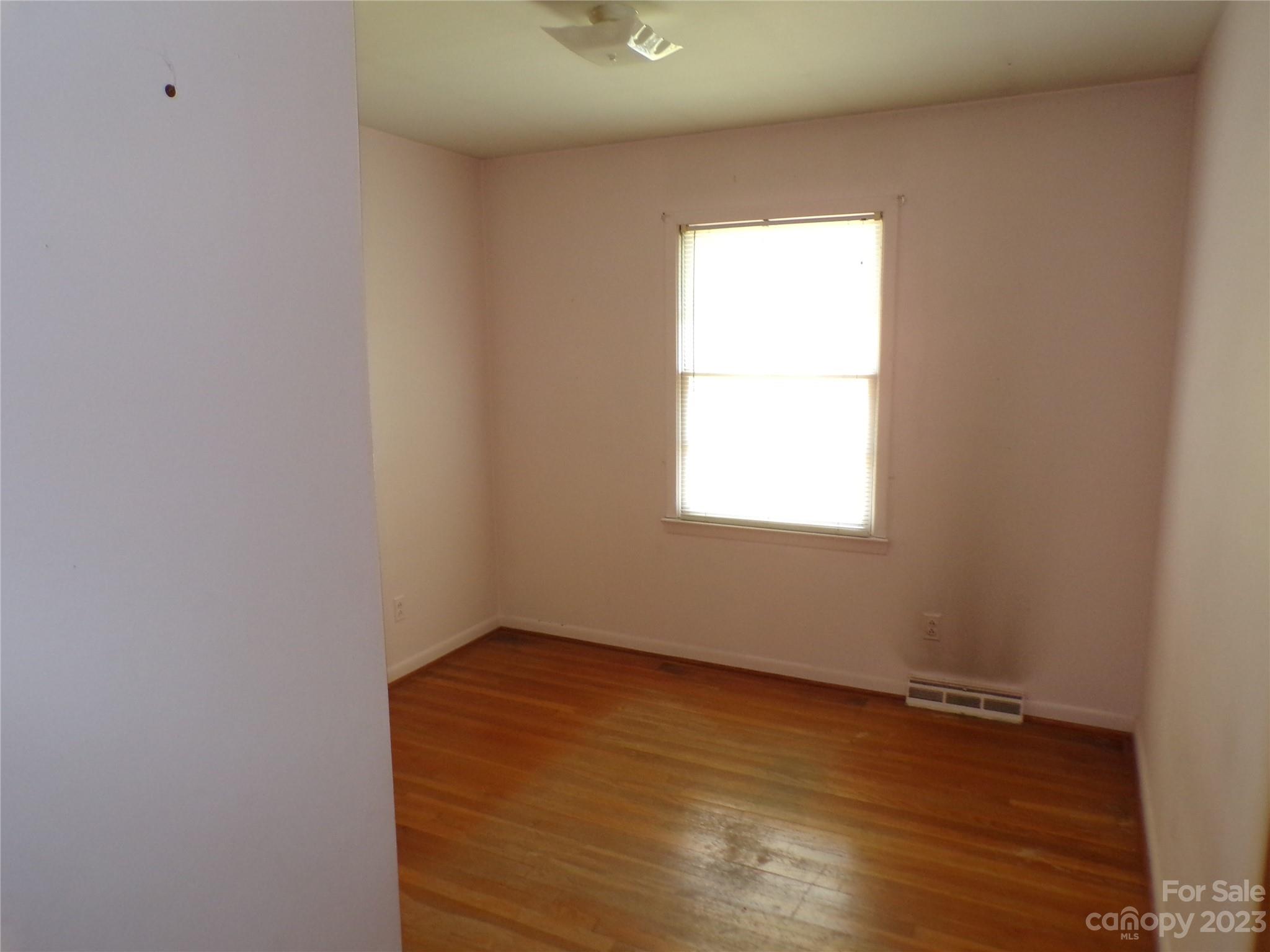 41 Hornot Circle Asheville NC 28806