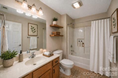 8 Kaylor Drive Arden NC 28704
