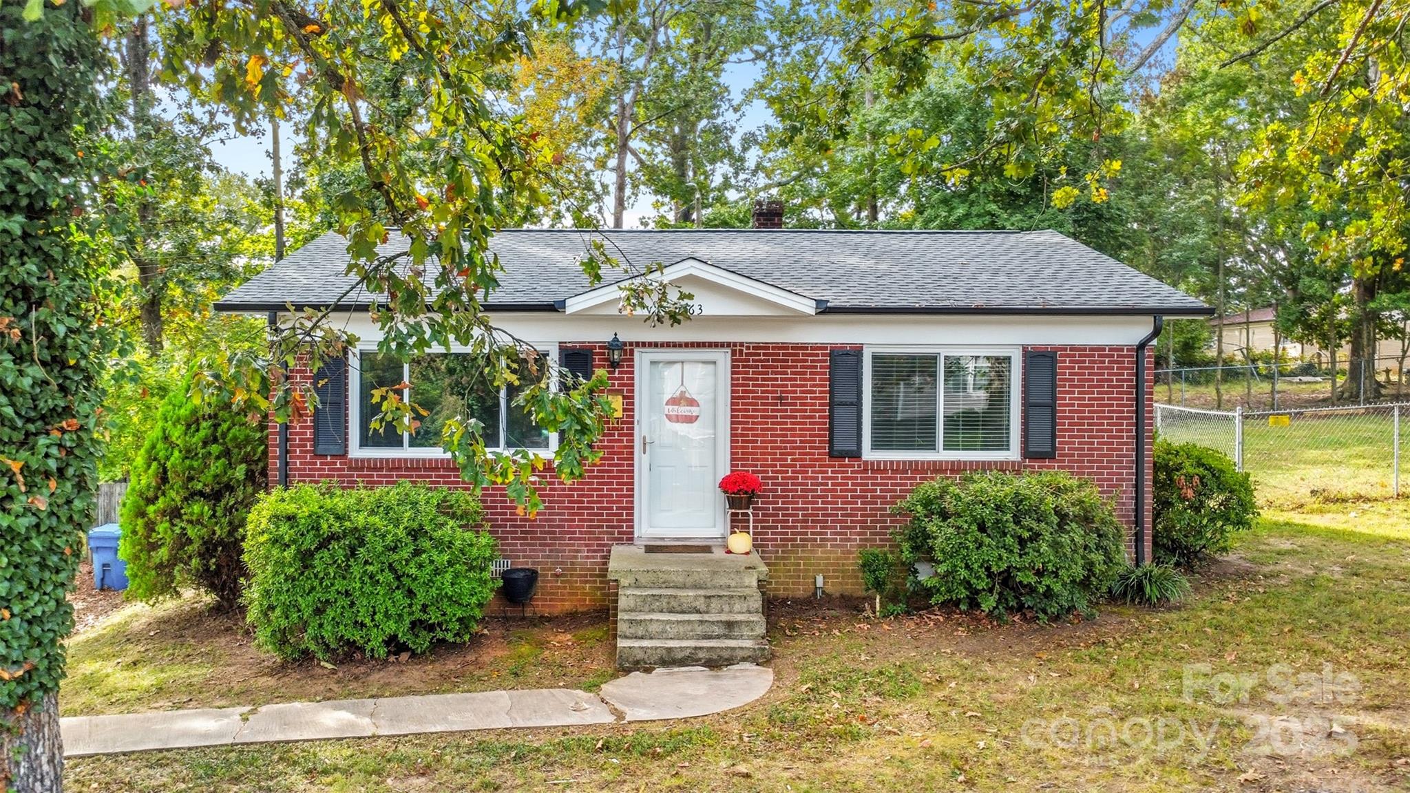 1763 1st Avenue NW Hickory NC 28601